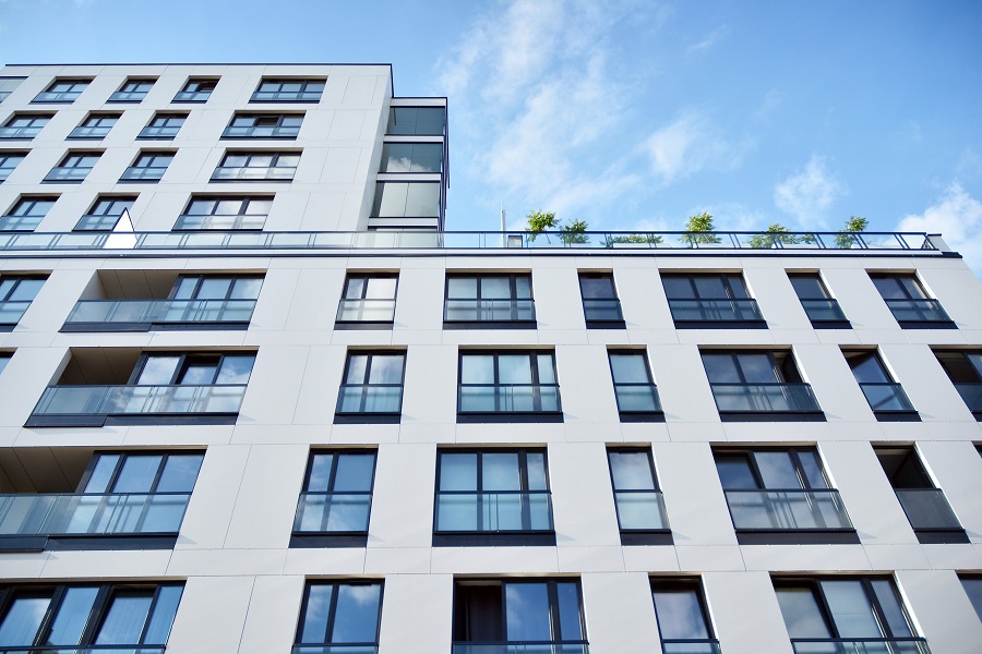 Estrenar: Plaza Guemes y Palermo Freud